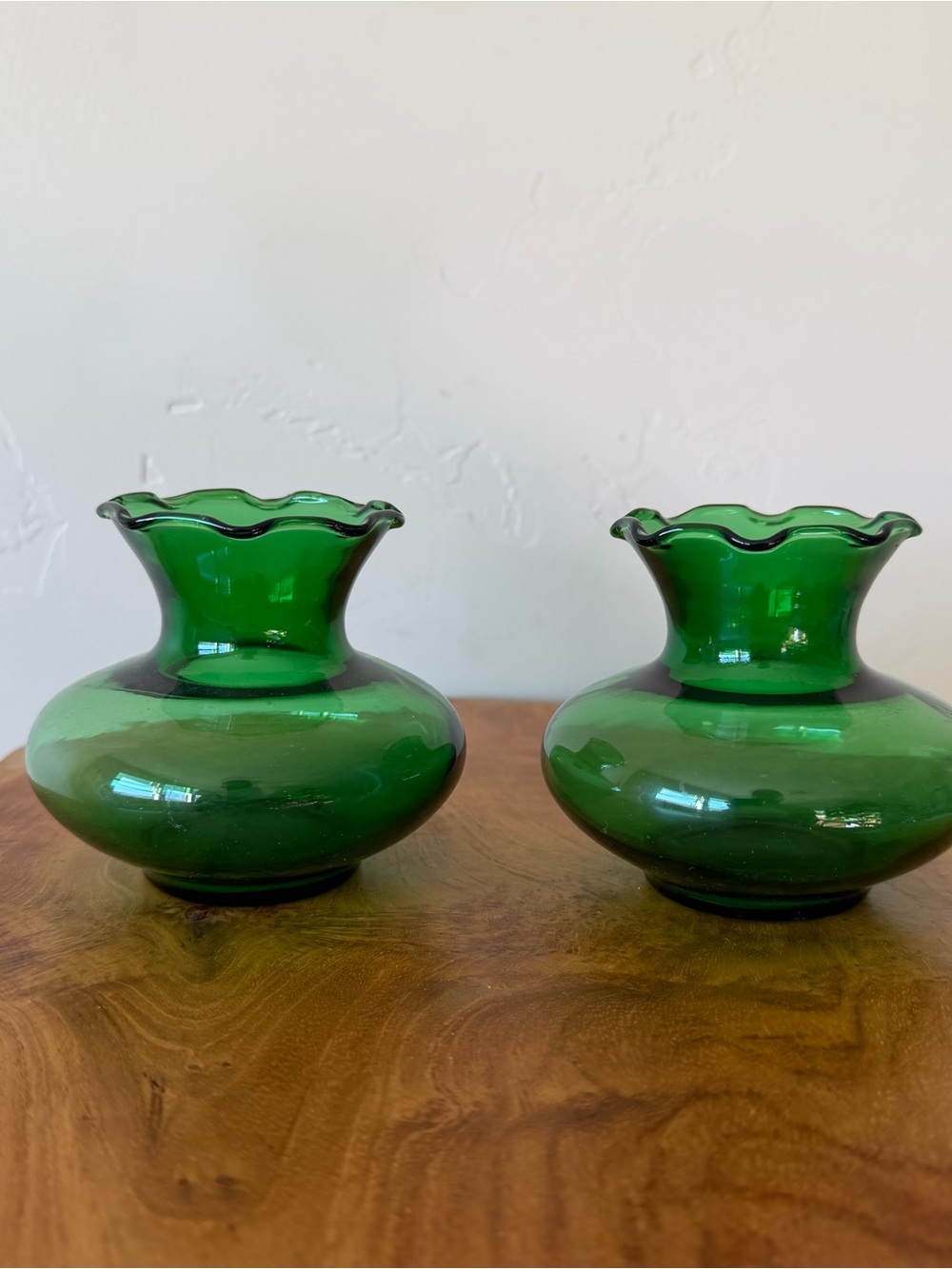 Vintage Anchor Hocking Forest Green Glass Ruffled Rim Bud Vases Pair MCM 3.5”